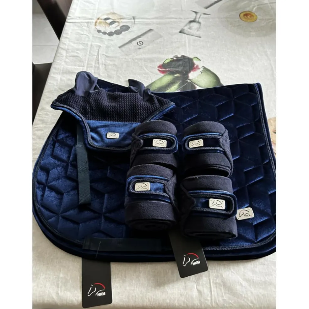 ensemble tapis bandes bonnet velvet