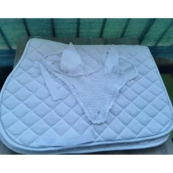 Ensemble tapis blanc bonnet