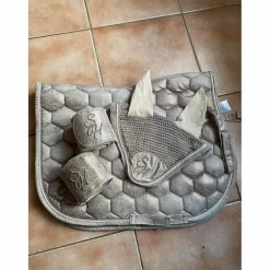 Ensemble tapis, bonnet et bandes