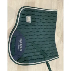 Ensemble Tapis/ Bonnet vert sapin Félix Bühler