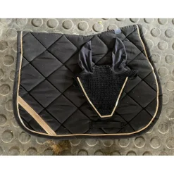 Ensemble tapis et bonnet
