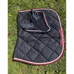 Ensemble tapis et bonnet