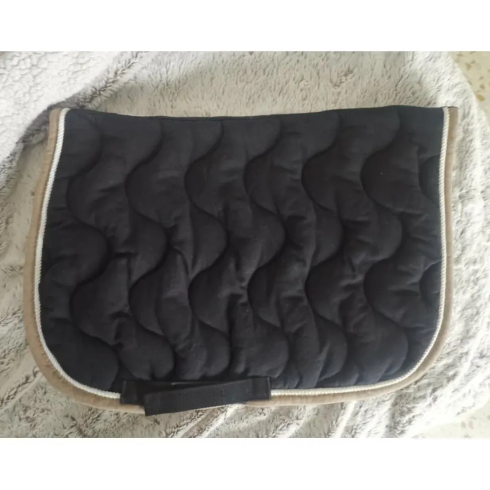 Ensemble tapis et bonnet