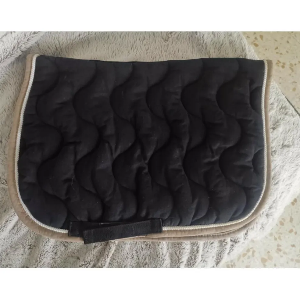 Ensemble tapis et bonnet