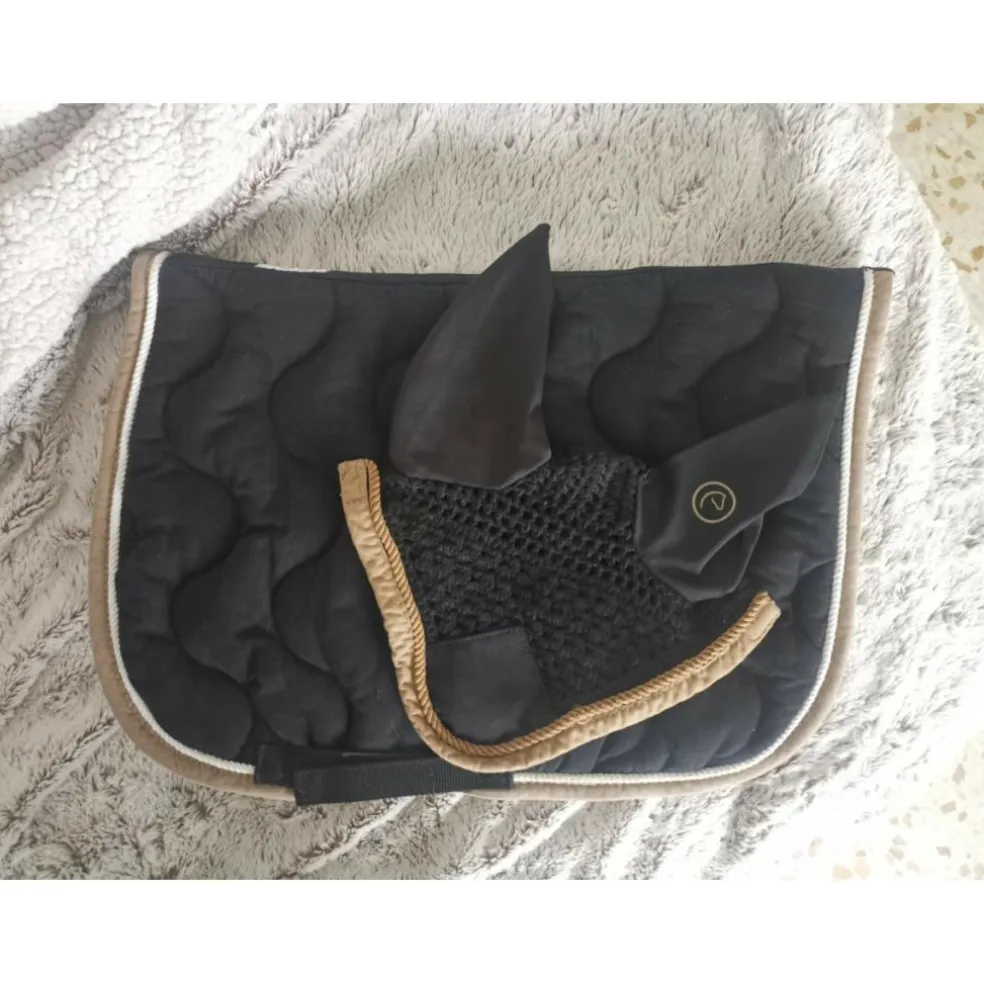Ensemble tapis et bonnet