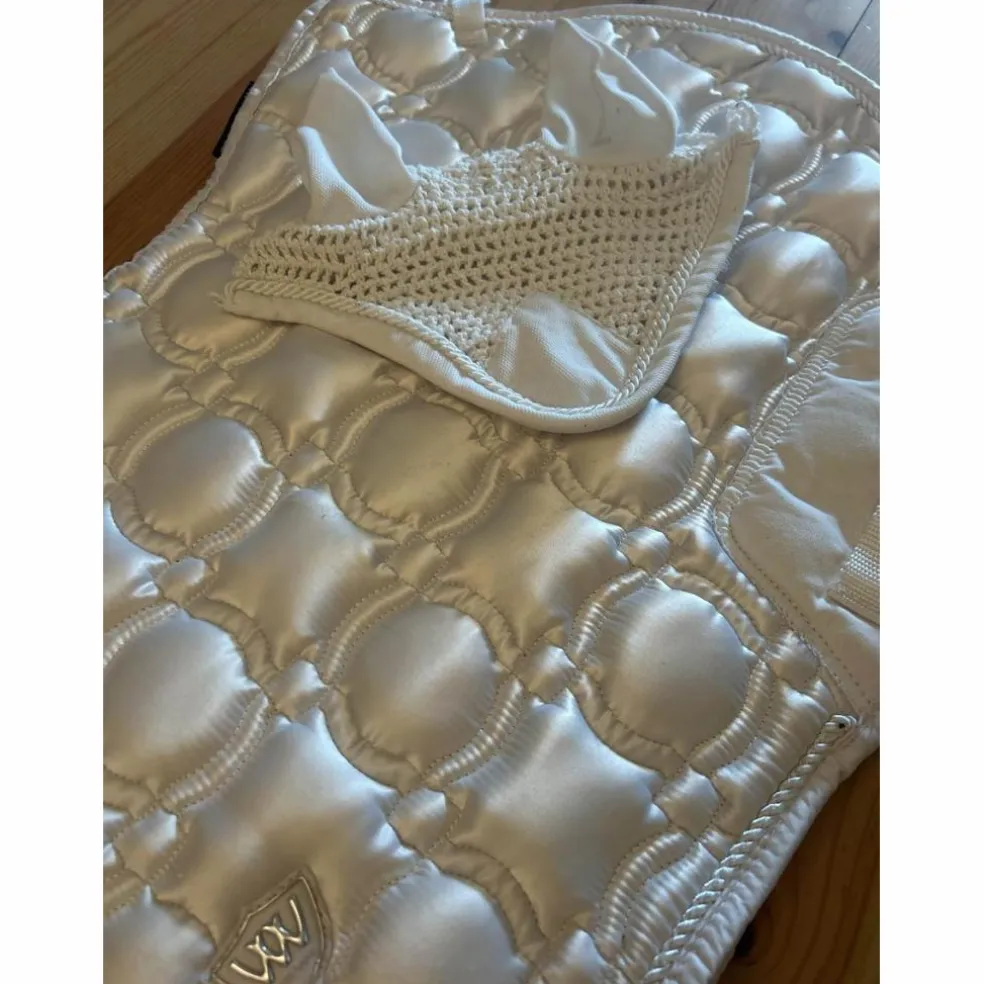 ensemble tapis et bonnet waldhausen blanc