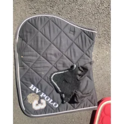Ensemble tapis et bonnet noir Hv polo