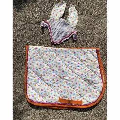 Ensemble tapis et bonnet fait main cob