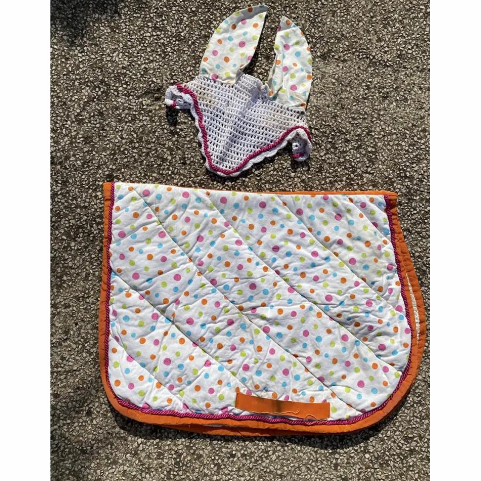 Ensemble tapis et bonnet fait main cob