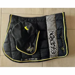 Ensemble tapis et bonnet Eskadron