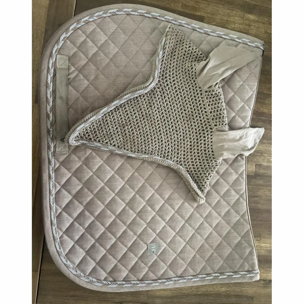 Ensemble tapis et bonnet gem