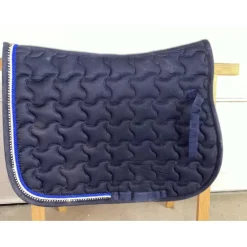 Ensemble Tapis et Bonnet bleu marine