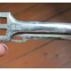 Eperon carré homme Sprenger