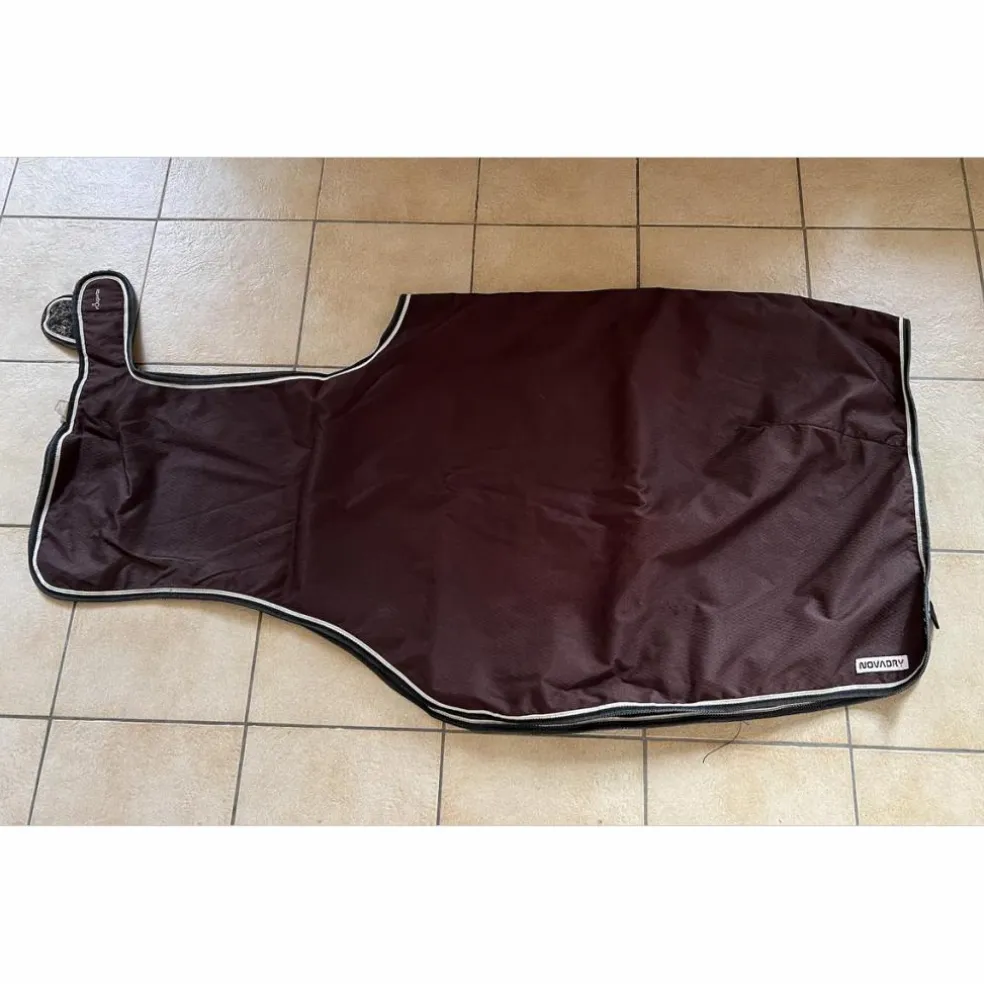 Fouganza, Couvre rein, Full