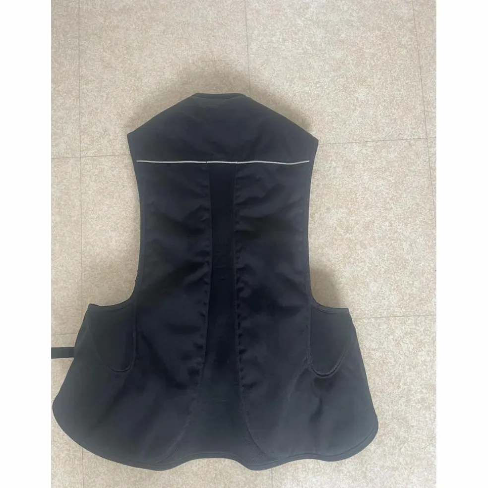 Gilet Airbag Airnest Hélite Noir taille S adulte