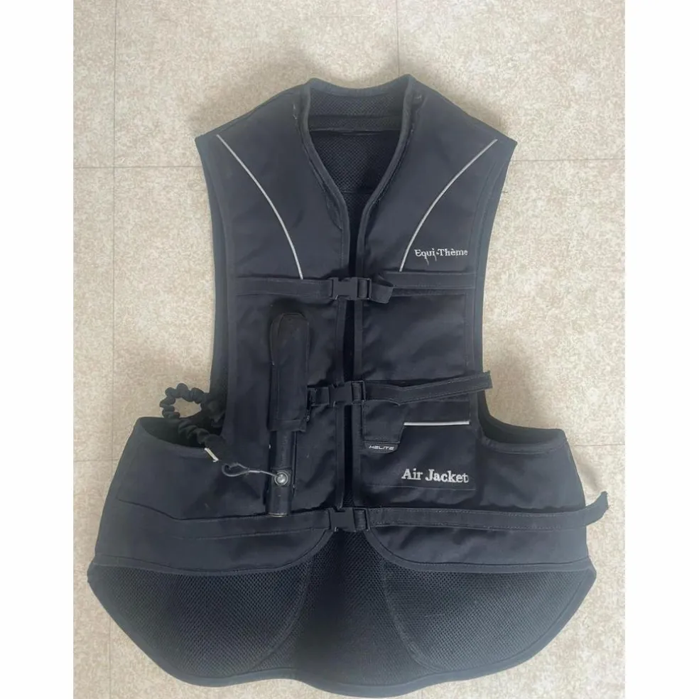 Gilet Airbag Airnest Hélite Noir taille S adulte