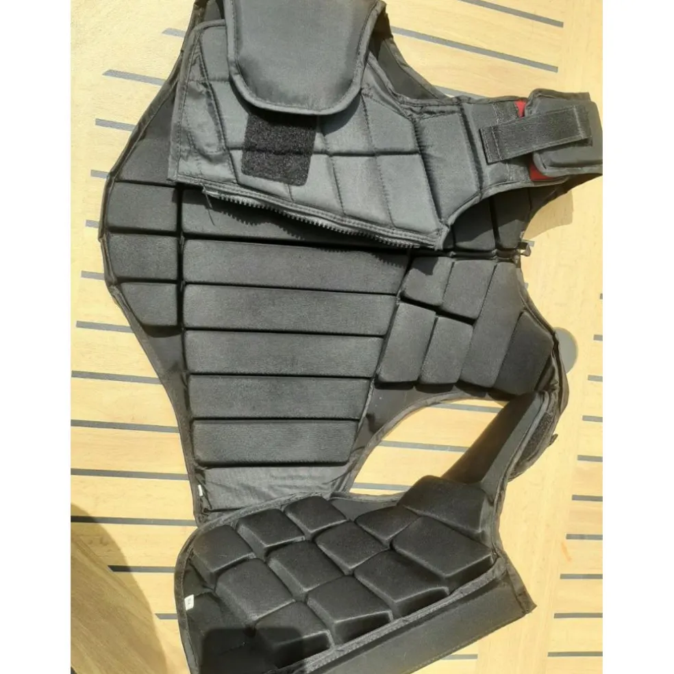 Gilet de cross felix buhler