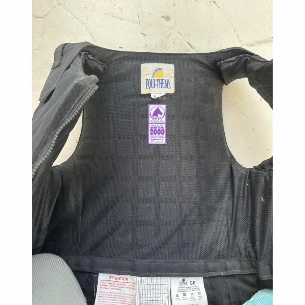 Gilet de protection / protège dos