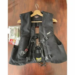 Gilet haïr bag hit air complet 3 jamais déclenché taille S avec 2 cartouches supplémentaires et housse