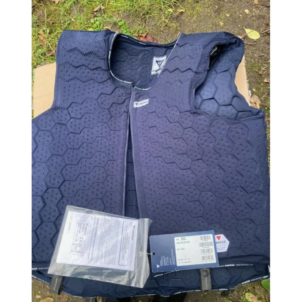 Gilet NEUF avec étiquette bleu marine Milton Soft XXL Homme DAINESE de protection coque