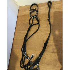 Gogue en cuir noir