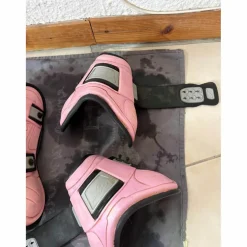 Guêtres + Protège-boulets HEXA rose – matière imperméable, facile à nettoyer