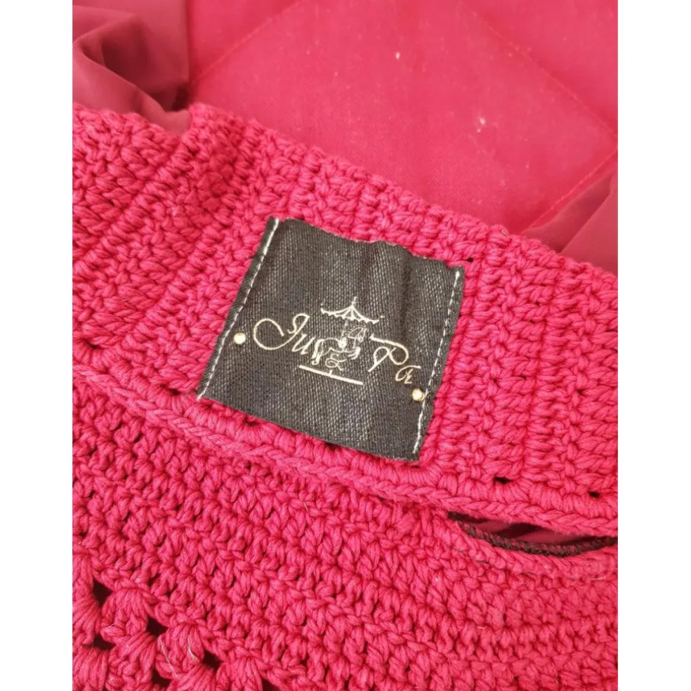Ju et Pa Tapis et Bonnet.
