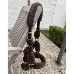 Licol Kentucky mouton brun taille full