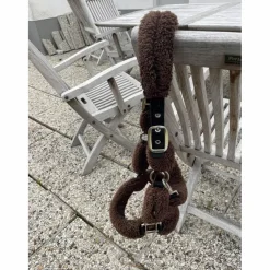 Licol Kentucky mouton brun taille full