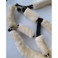 licol moumoute blanc