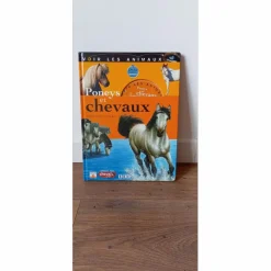 Livre poneys et chevaux