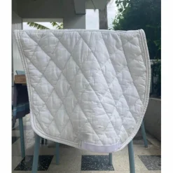 los de tapis et bonnet