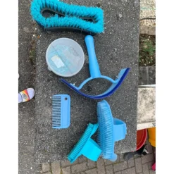 Lot de 5 brosses de pansage