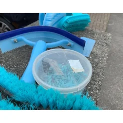 Lot de 5 brosses de pansage