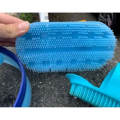 Lot de 5 brosses de pansage