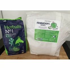 lot 1,8kgs friandises Hilton Herbs et Reverdy