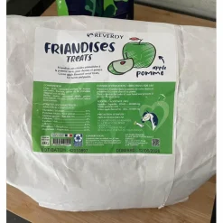 lot 1,8kgs friandises Hilton Herbs et Reverdy