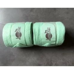 Lot tapis, bonnet, bandes vert d'eau/noir