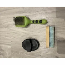 lots 3 brosses