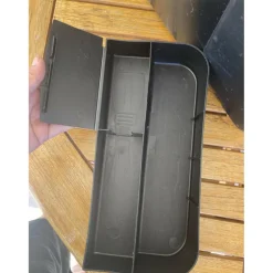 Malle noire avec lot de brosse