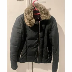 Manteau Kingsland noir col mouton taille S