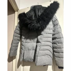 Manteau Mountain horse
