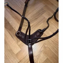Martingale cuir