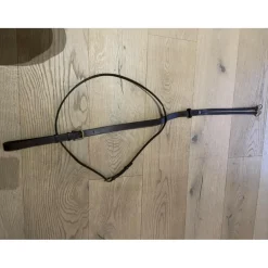Martingale cuire brun