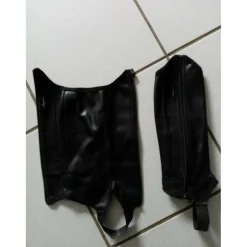 mini chaps cuir noir
