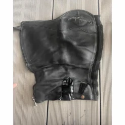 mini chaps freejump/dyon