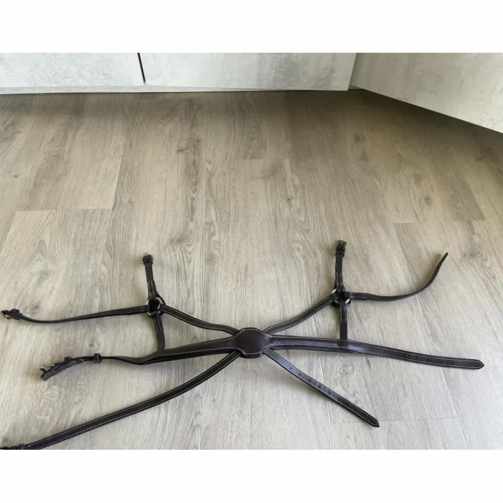 Muserolle croisée - taille cheval