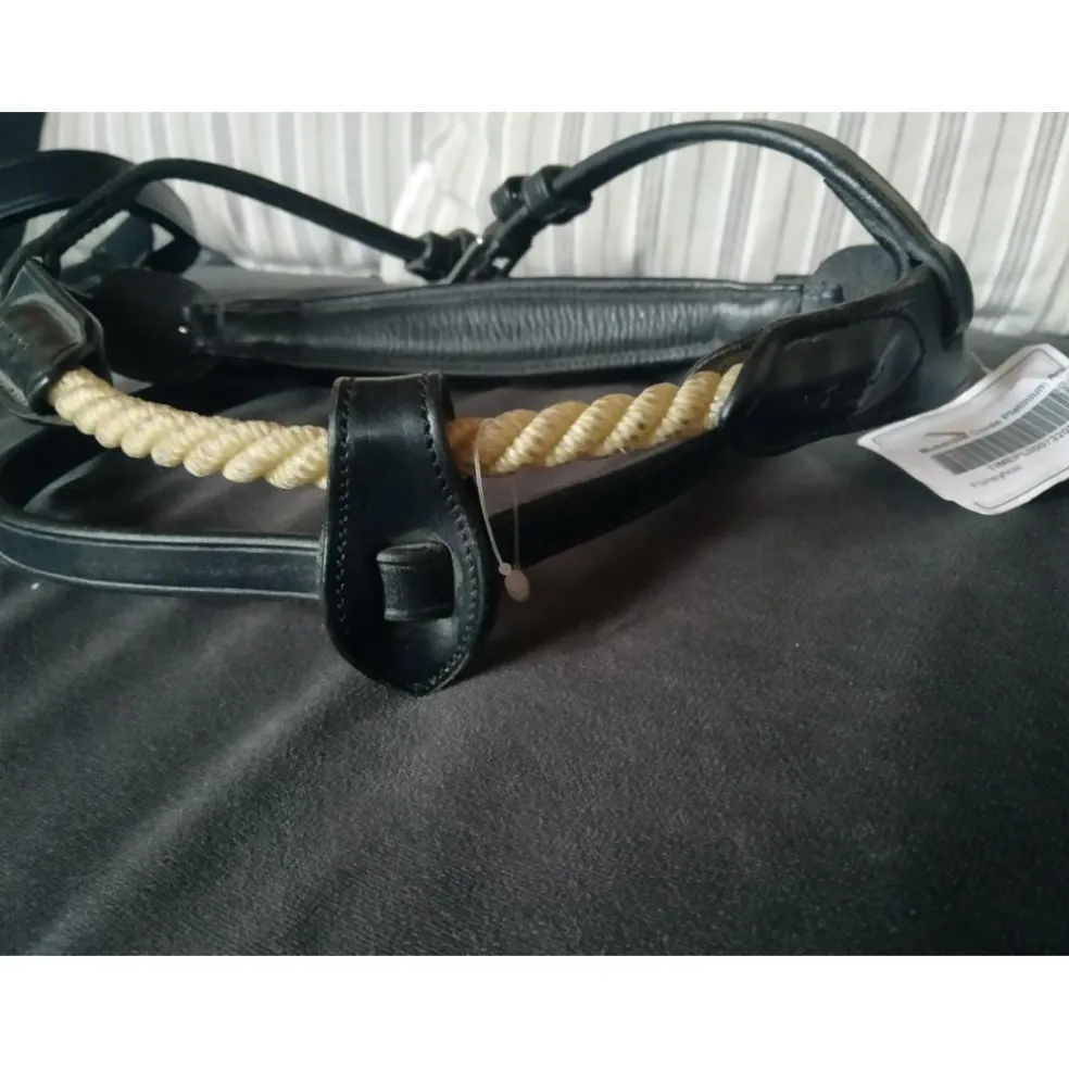 Muserolle et noseband NEUFS