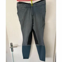 pantalon couleur pétrole