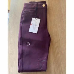 pantalon de cheval couleur bordeaux